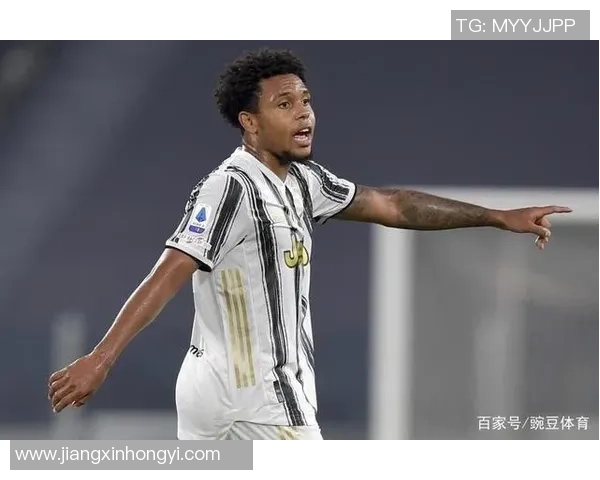 五大联赛足球巨星手绘作品集 展现球场传奇与个性魅力 五大联赛足球巨星手绘作品集 展现球场传奇与个性魅力