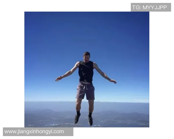 女足球圈首位公开出柜球星勇敢做自己引发关注