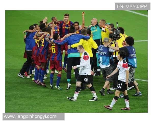 足球大牌球迷们的激情世界 揭秘明星球员背后的忠实粉丝与热爱